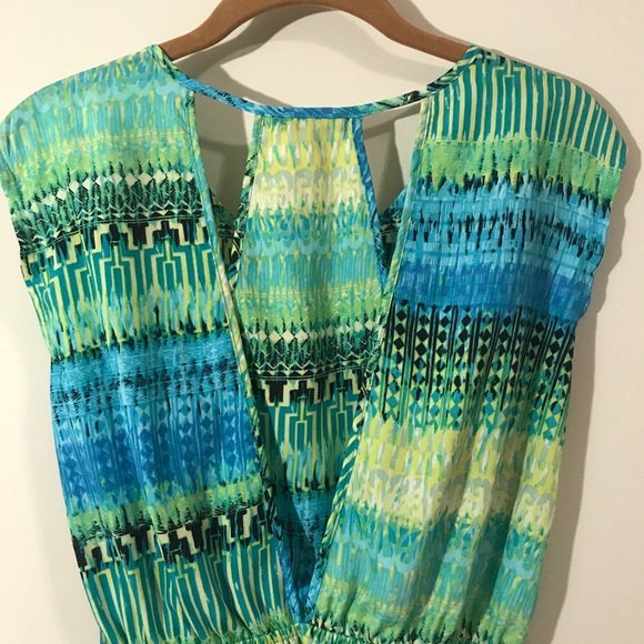 Lightweight Belted Dress - Picture 4 of 4